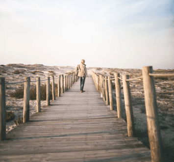 2022年1月14号情人节说说--**冰雪晨曦，朝霞如