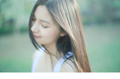 伤感个性签名2021最新版的_不在沉默中爆发，就在、不在沉默中爆发